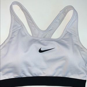 White nike sports bra